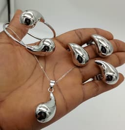 Quality 5 in. 1 set Necklace Bracelet Earings Pendant Ring