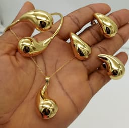 Quality 5 in. 1 set Necklace Bracelet Earings Pendant Ring